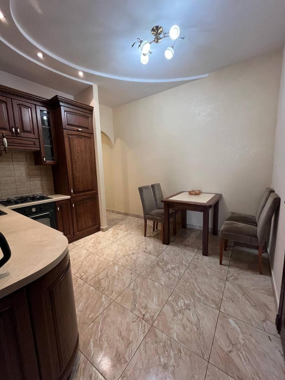 Shpytalna Apartments Lviv Luaran gambar